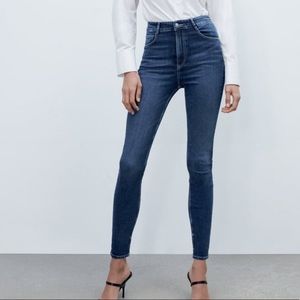 Zara High Rise Sculpt Jeans